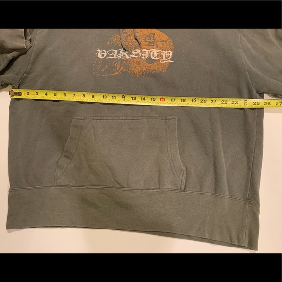 MEN’S FOOTBALL THEMED SWEATSHIRT. - Picture 10 of 16